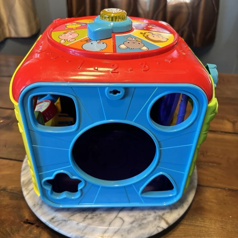 VTech Sort and Discover Activity Cube Five Sides Fun for Kids 75 Songs Sounds‎